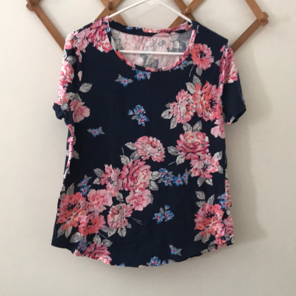 Old navy floral relaxed tee